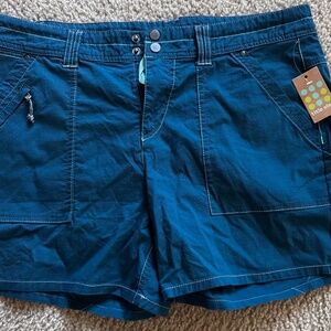 Title Nine Big B Women’s size 12 shorts Blue NWT
